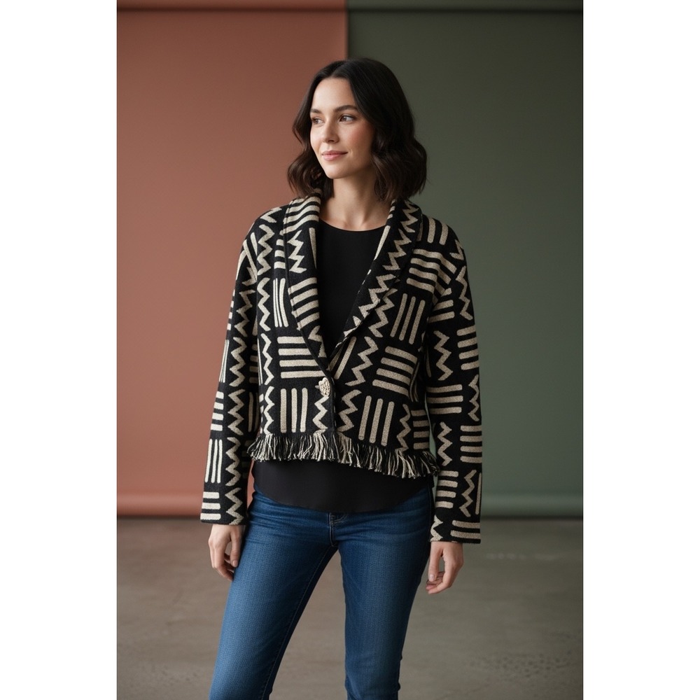 Carolina Colours Black Cream Geometric Fringe Cropped Cotton Knit Cardigan S‎